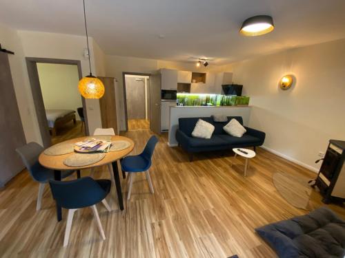 Luxuriöses Ferienapartment A2 mit umzäunten Garten, 55qm