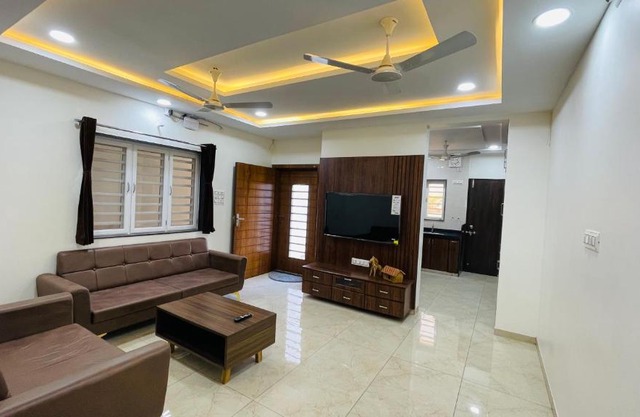 Luxurious 3 BHK Villa In Bhuj - Shivani Homestay