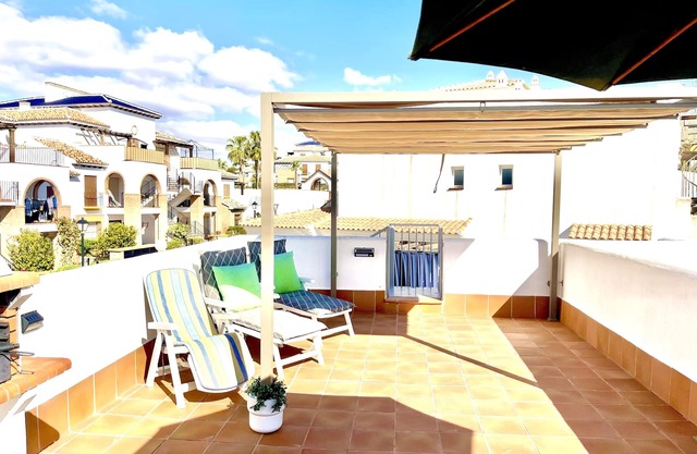 Luxurious apartment in the heart of Vera Playa. Roof Solarium, dining terrace….