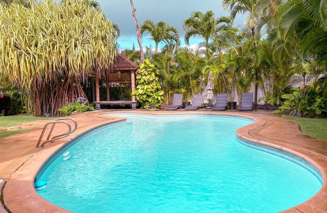 Luxurious Hawaiian Villa Oasis