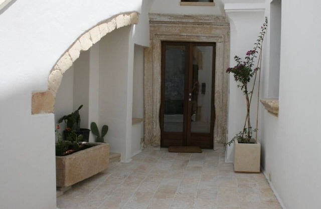 Luxurious holiday home rental in historical old town apartment, Puglia