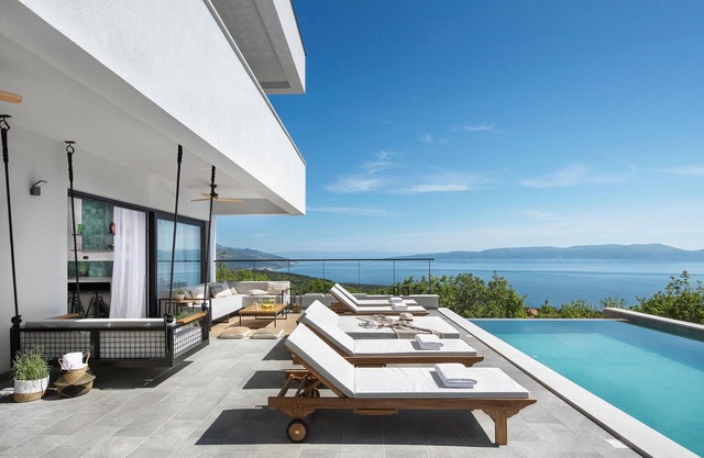 Luxurious home in Crni