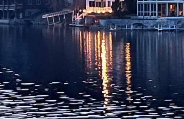 Luxurious Lakefront Living near Dartmouth/Hanover