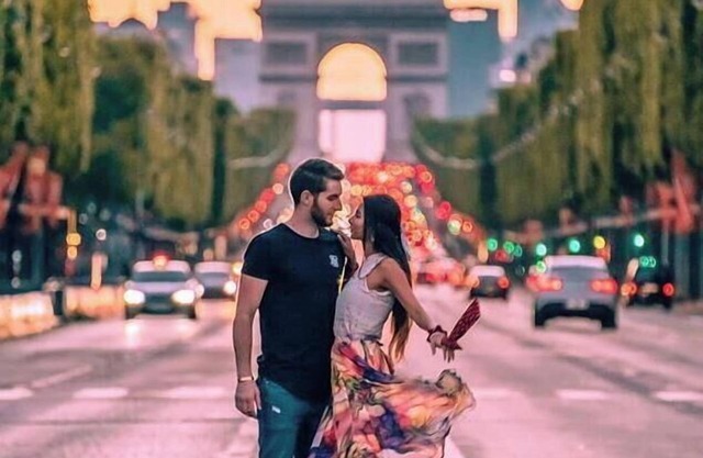 Luxurious Parisian Apartment: Central Location, Near Louvre and Opera
