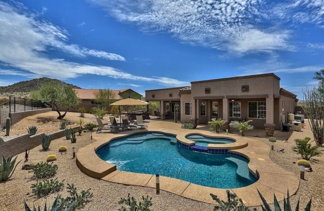 Luxurious Private Executive Resort Style Desert Oasis on private Cul-de-sac