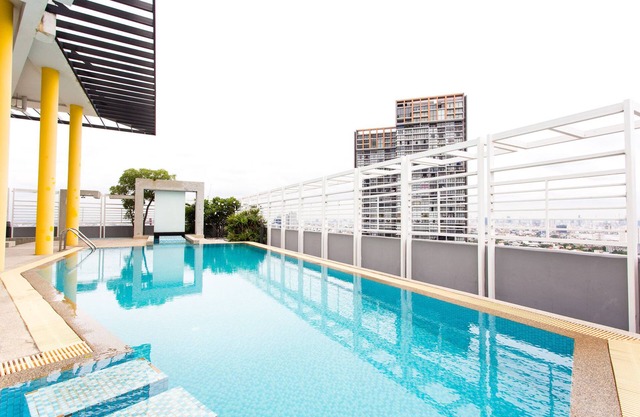 Luxurious room for rent at The Zest Condominium Ladprao