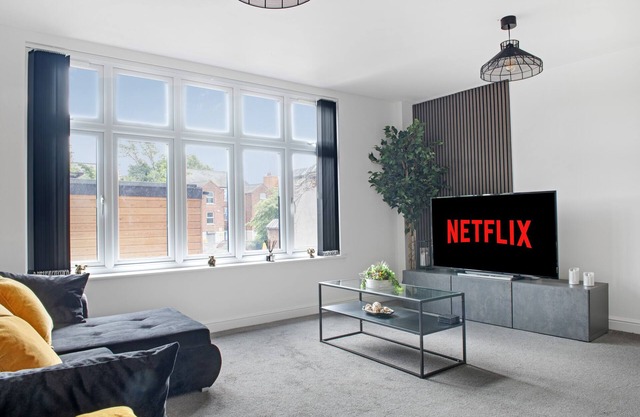 Luxury 2 Bed Apartment | Nottingham City Center