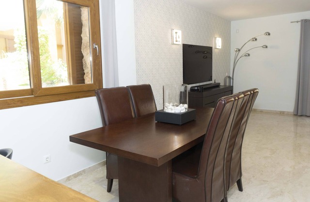 Luxury 2 bedroom 2 bathroom aprtment 200 meteres from the sea on 5 star complex#