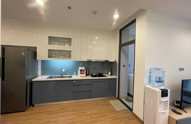 Luxury 2BR Metropolis – Prime Location, Best Price!