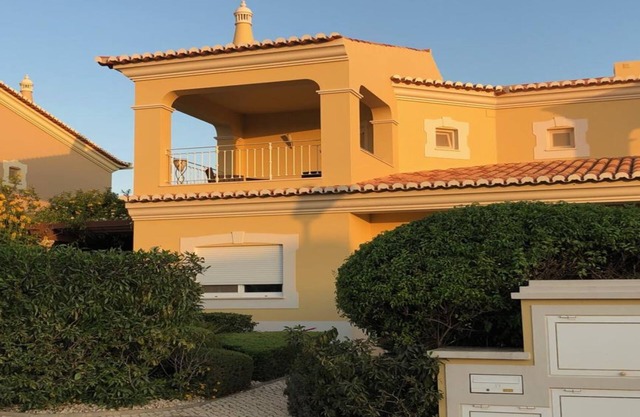 Luxury 3 Bedroom Villa on Boavista Golf Resort, Lagos