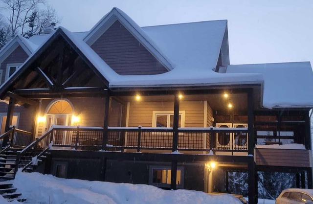 Luxury 4-bedroom chalet in delightful Saint-Côme