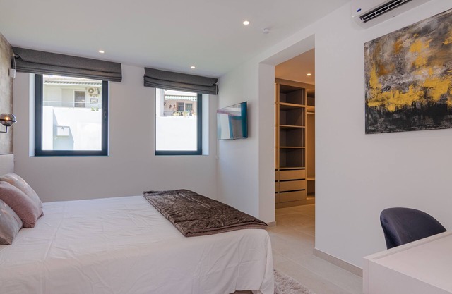 Luxury 5 Bedroom Villa In Real Club de Golf Guadalmina