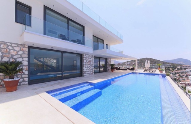 Luxury 5-bedroom villa in the Kalamar district of Kalkan