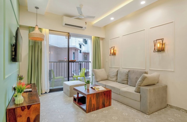 Luxury Apartment in Candolim Goa l Walk-in Distance to Beach