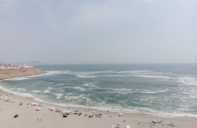 Luxury apartment in Punta Hermosa with a view
