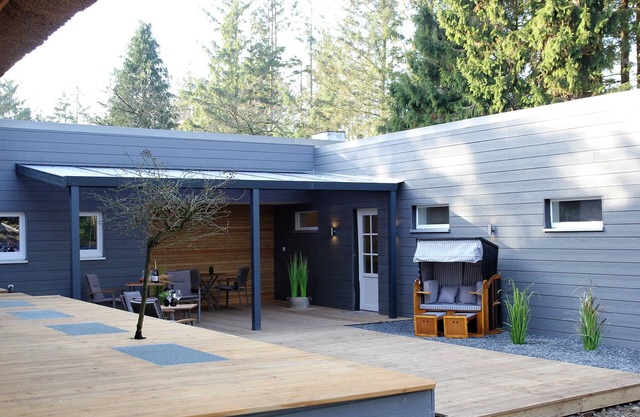 Luxury Baltic Sea vacation home with pool Lucky Castle in Glücksburg (Baltic Sea)