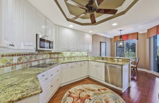 Luxury Condo in Fabulous Community with Bay Club, Private Island & Pool!