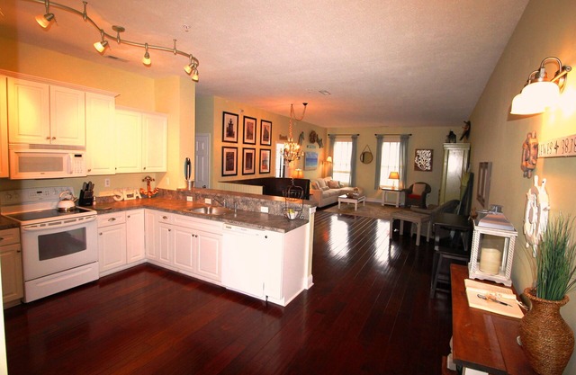 Luxury Condo - Vofp - "Featured in Delaware Today"