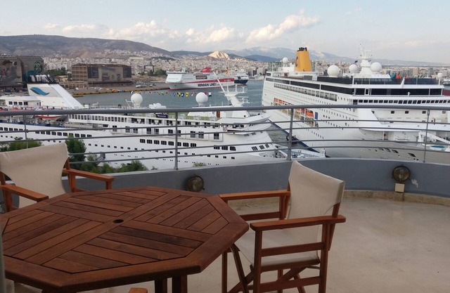 Luxury design Penthouse with unlimited Piraeus cruise port views