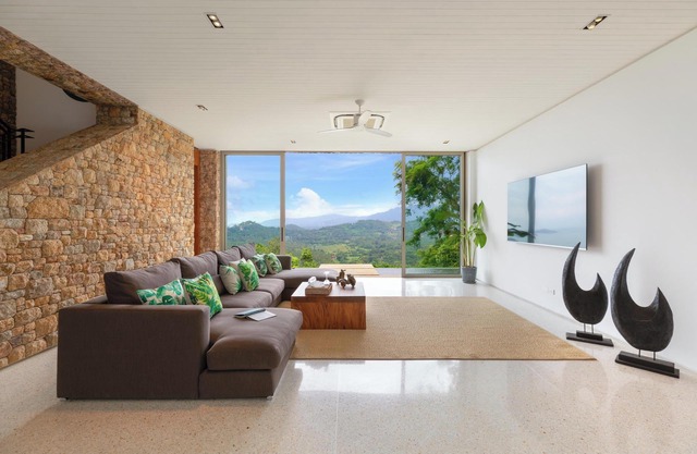 Luxury Ecean FRont Baan Sang Villa Chef, Staff included lth11