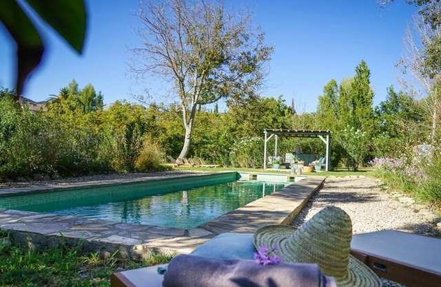 Luxury farmhouse with amazing views set in a rural valley just 7 minutes to Rond