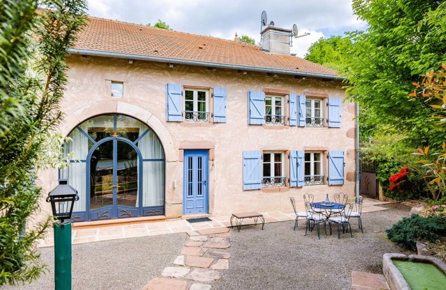 Luxury Five Bedroom Farmhouse for a Relaxing Stay in French Mountains