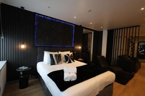 Luxury Flat,Sauna, Jacuzzi, Free Parking