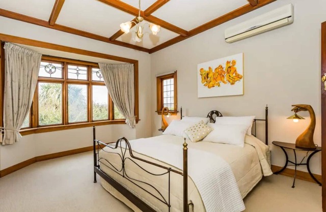 Luxury Home, Modern Living