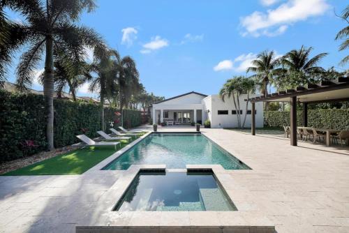 Luxury Home W Pool By Pmi