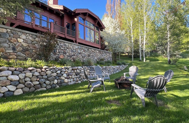 Luxury Home with Hillside Elkhorn Views