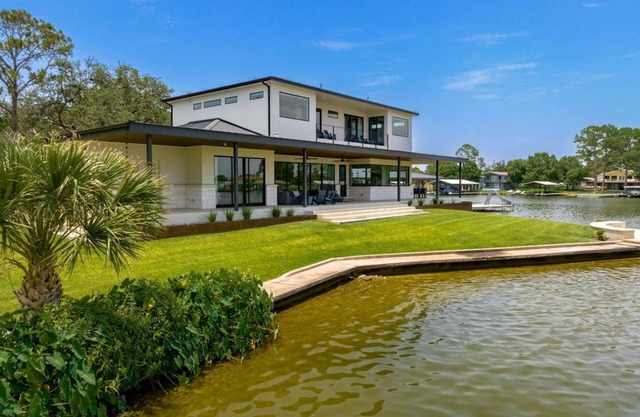 Luxury Lakefront Retreat w/900Ft Private Waterfront, Boat Slip & Stunning Views
