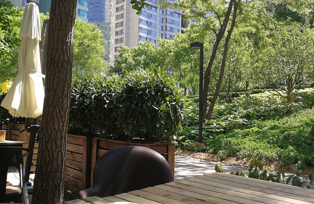 Luxury Modern 2 Bedroom in the heart of CBD