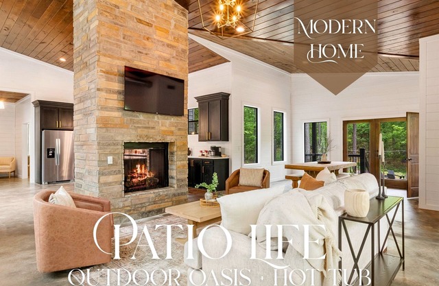 Luxury Mountain Cabin Retreat in Broken Bow