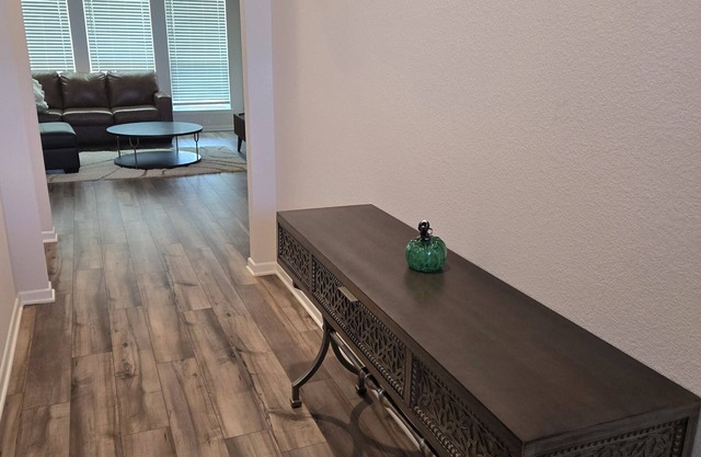 Luxury new corporate rental 3 bedroom home. Near hospitals and military.