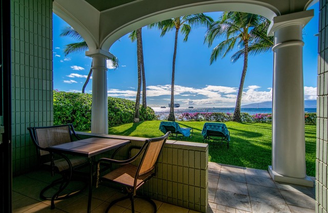 Luxury Oceanfront Condo, Steps to Sand