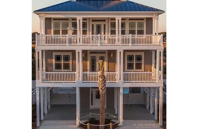 Luxury Oceanview 5Br/5.5 Bath, 2 Masters, Elevator, Huge Pool