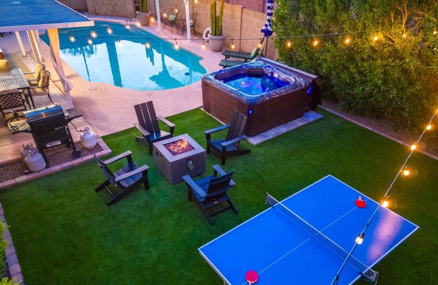 Luxury Oldtown Modern Getaway+Shuffleboard+HeatedPool
