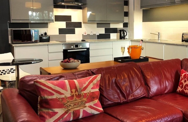 Luxury Ouseburn flat with city & river views