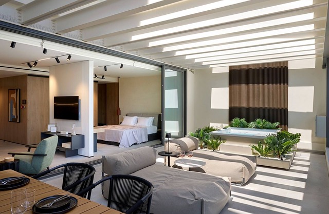 Luxury Penthouse by Fasma Suites