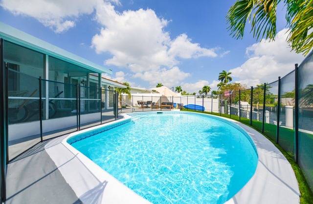 Luxury Pool House Canal-Side