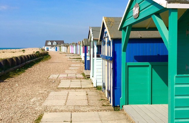 Luxury Sea View Apartment. Sleeps 4. Direct beach access