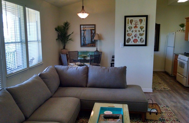 Luxury Vacation Rental Condo in Kemah, ~TX~