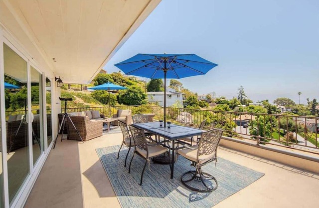 Luxury View Home with Jacuzzi and Game Room!