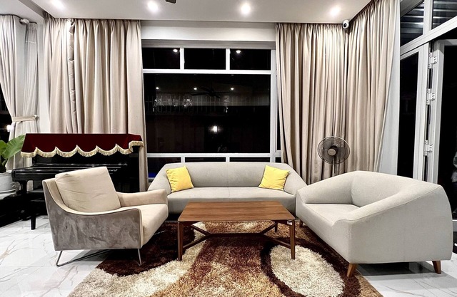 Luxury villa 5 bedrooms sea view