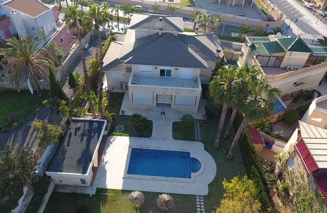 LUXURY VILLA IN CABO DE LAS HUERTAS