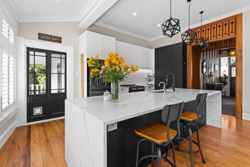 Luxury Villa on Napier Hill