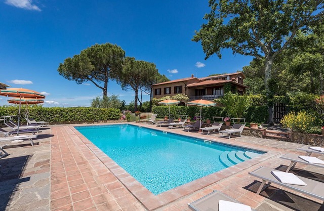 Luxury Villa W/Panoramic Views & Private Pool