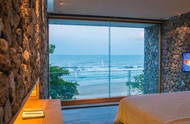 Luxury Villa with Oceanfront Pool - Tolani Resort Kui Buri