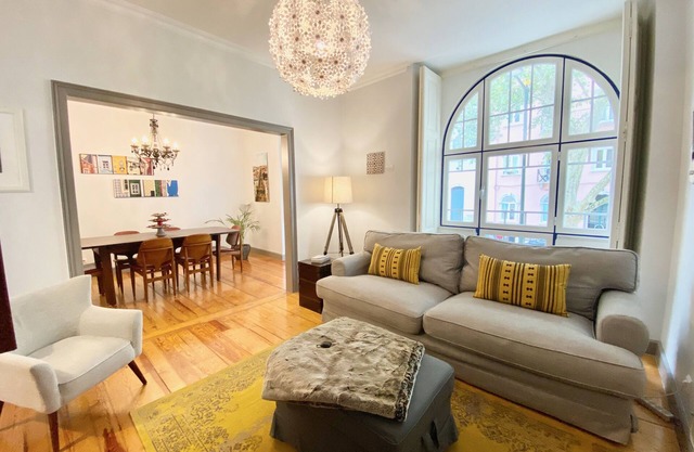 Luxury vintage apartment in the city center Praça Marquês, by MyPlaceForYou