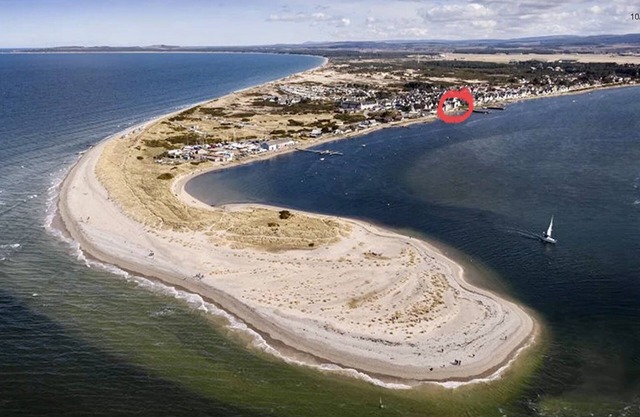 Luxury Waterfront home on stunning Findhorn Bay.